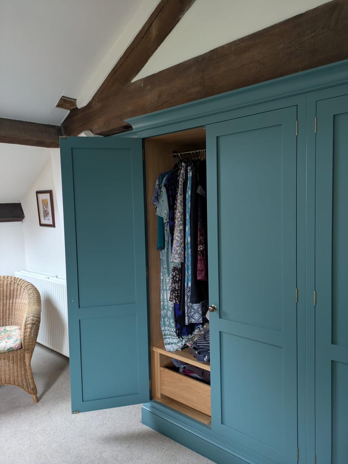 Traditional Built-In Wardrobes